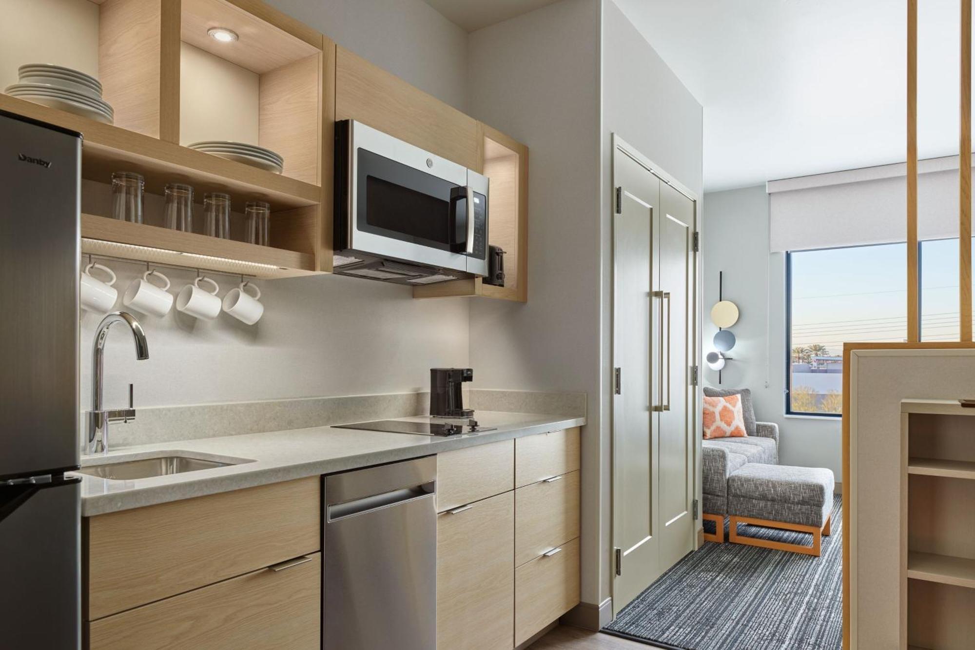 Towneplace Suites By Marriott Tempe Exterior photo