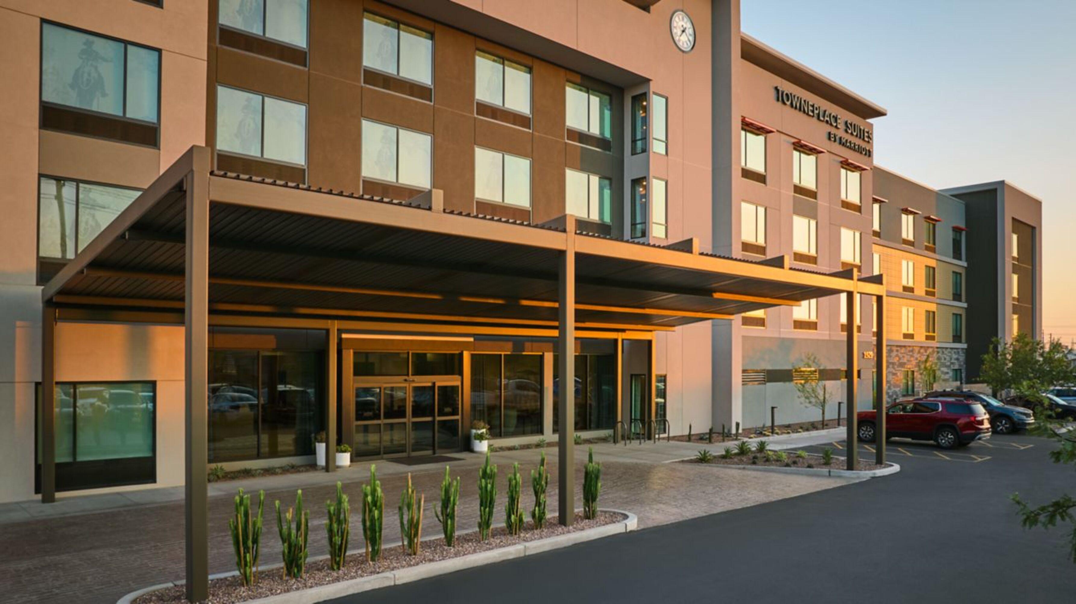 Towneplace Suites By Marriott Tempe Exterior photo
